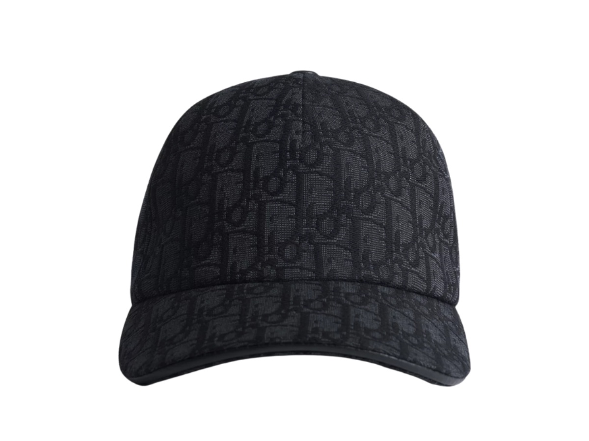 https://d2cva83hdk3bwc.cloudfront.net/543c903e3014-c900-dior-oblique-cap-black-cotton-jacquard-4.jpg