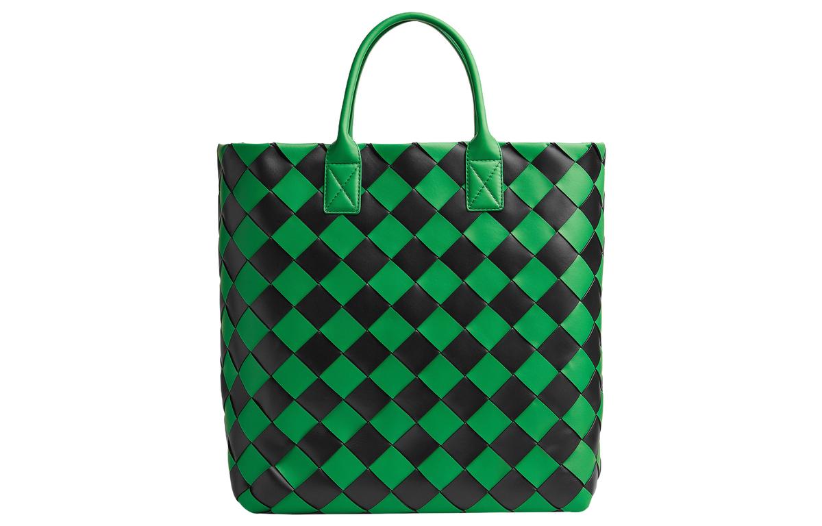 https://d2cva83hdk3bwc.cloudfront.net/569041VMAA03715-bottega-veneta-cabat-lambskin-tote-bag-shopping-bag-handbag-large-size-men-s-grass-green-black-1.jpg