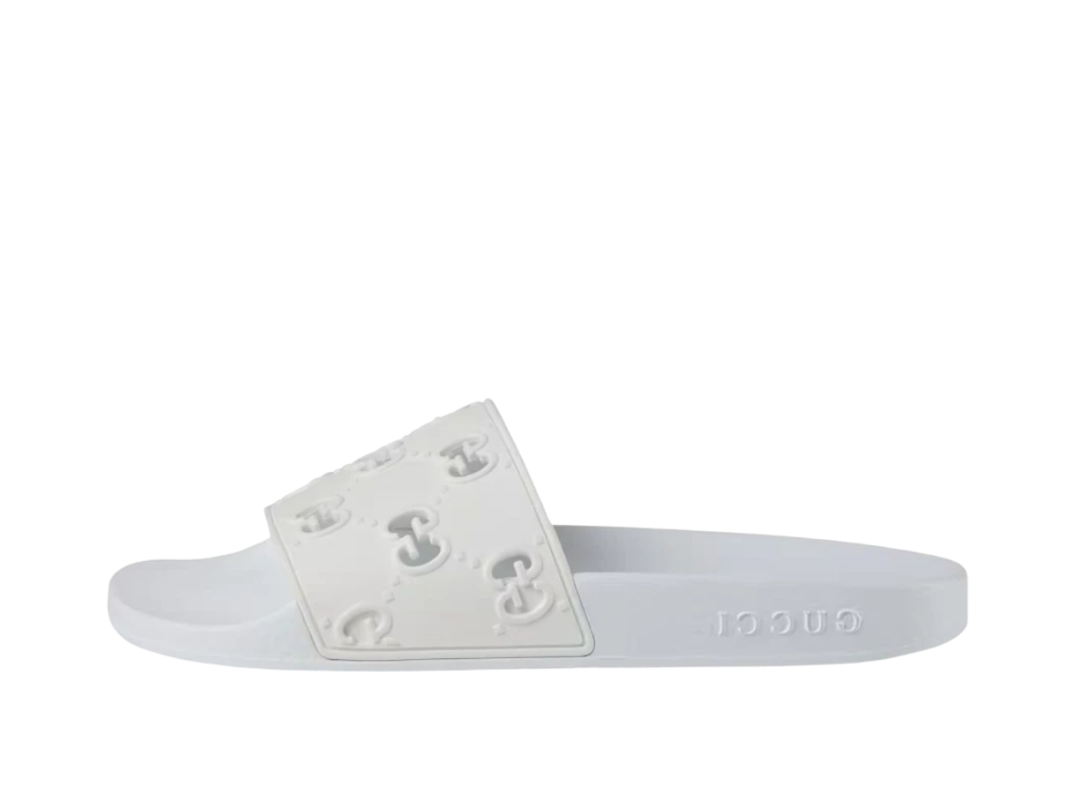 https://d2cva83hdk3bwc.cloudfront.net/573922-jdr00-9014-gucci-gg-rubber-slide-sandals-white-2.jpg