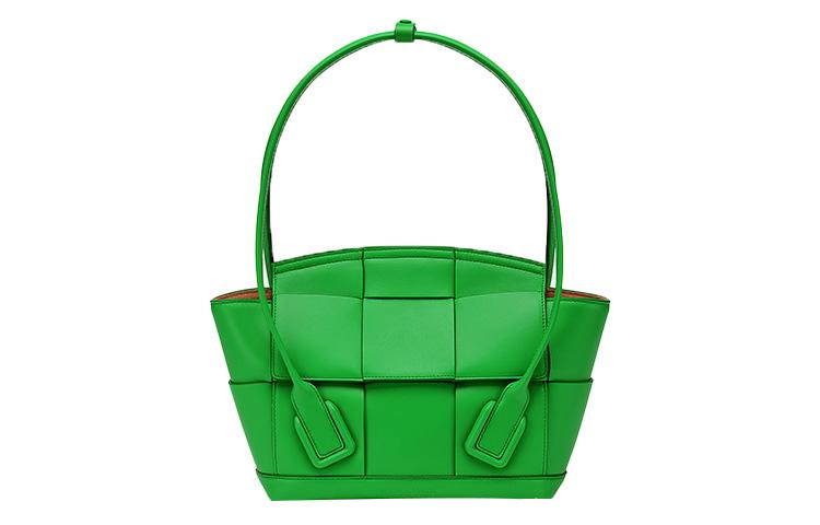 https://d2cva83hdk3bwc.cloudfront.net/575943VMAP13724-bottega-veneta-handbags-1.jpg
