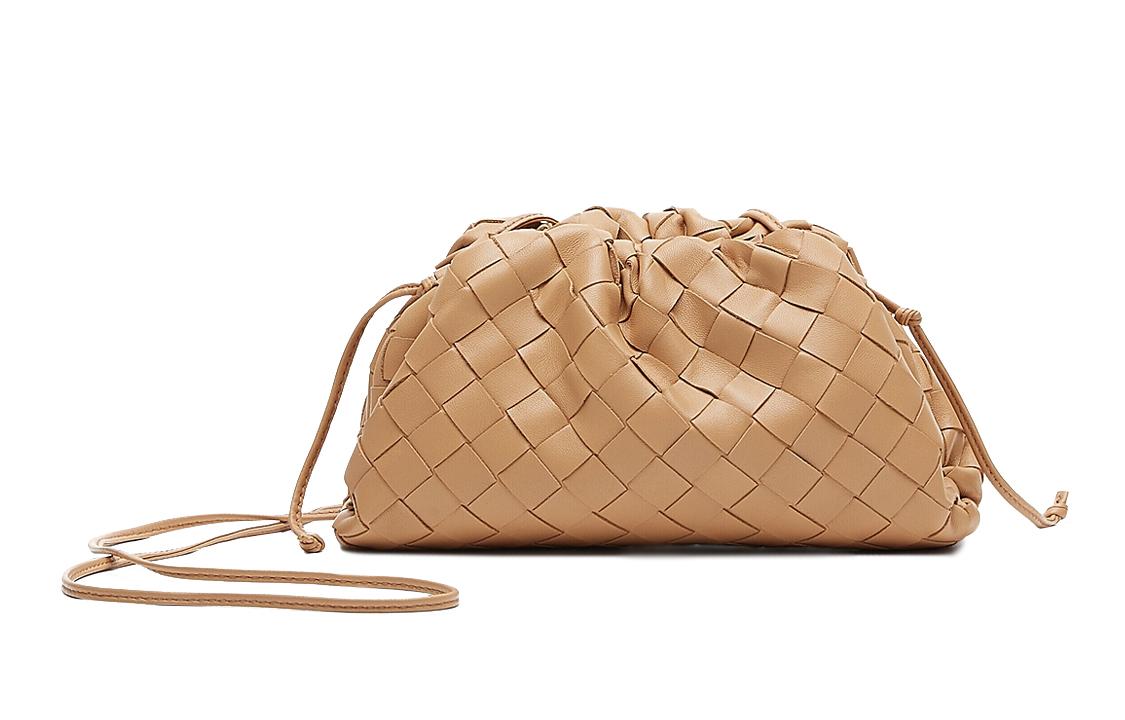 https://d2cva83hdk3bwc.cloudfront.net/585852-VCPP1-2700-bottega-veneta-sheepskin-handbag-shoulder-bag-women-s-almond-1.jpg