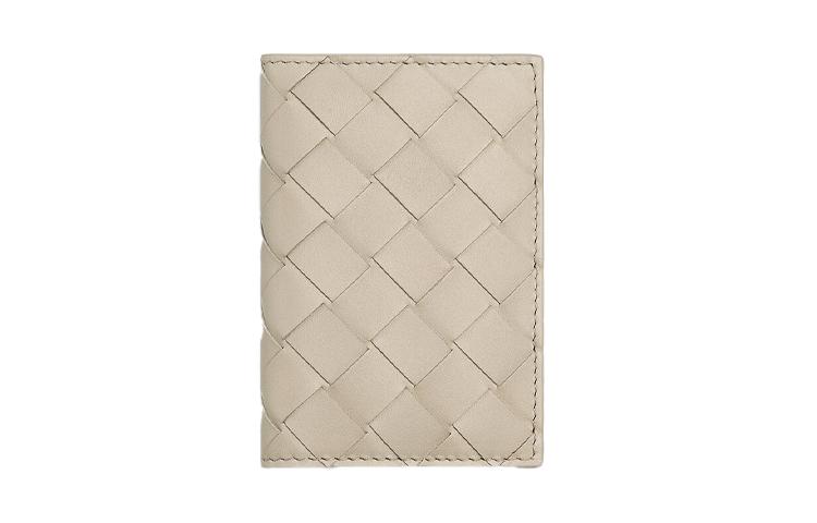 https://d2cva83hdk3bwc.cloudfront.net/592619-VCPQ6-1915-bottega-veneta-leather-card-holder-men-s-mist-white-1.jpg