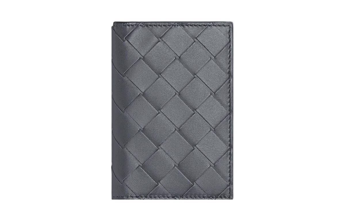 https://d2cva83hdk3bwc.cloudfront.net/592619VCPQ61249-bottega-veneta-cow-leather-wallets-card-holders-men-s-lightning-gray-swimming-pool-blue-1.jpg