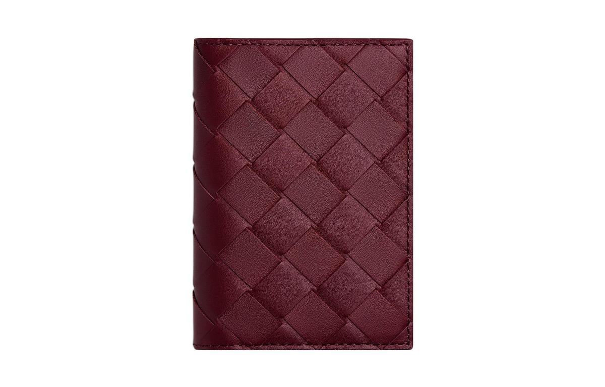 https://d2cva83hdk3bwc.cloudfront.net/592619VCPQ62257-bottega-veneta-cow-leather-card-holder-wallet-men-s-burgundy-1.jpg