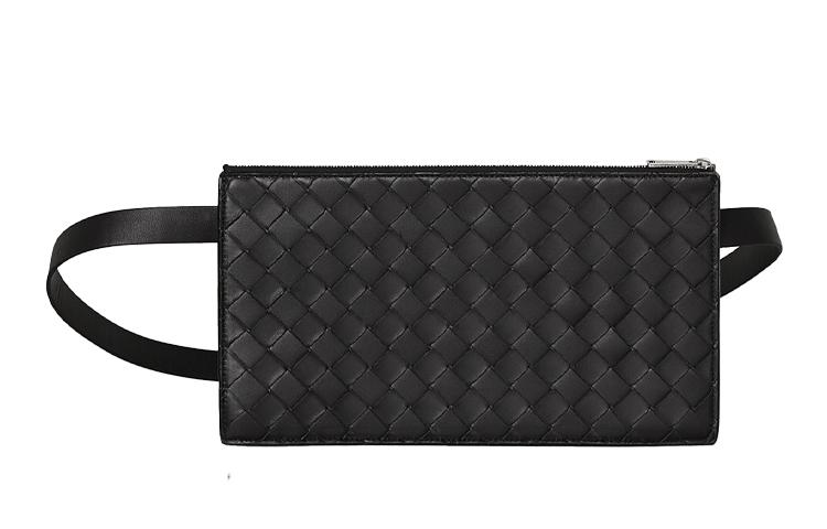 https://d2cva83hdk3bwc.cloudfront.net/592684VO0BI1000-bottega-veneta-cow-leather-patchwork-with-sheepskin-clutch-unisex-black-1.jpg