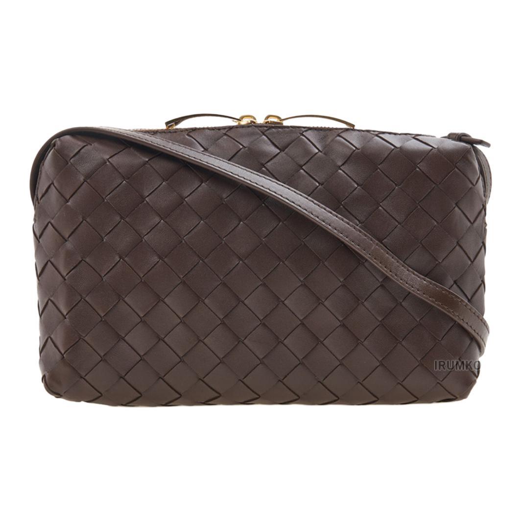 https://d2cva83hdk3bwc.cloudfront.net/597329V48C12016-bottega-veneta-sheepskin-shoulder-bag-women-s-brown-1.jpg
