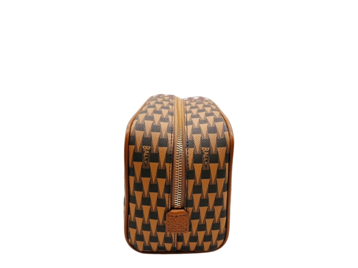 https://d2cva83hdk3bwc.cloudfront.net/6307342-bally-pennant-washbag-brown-3.jpg