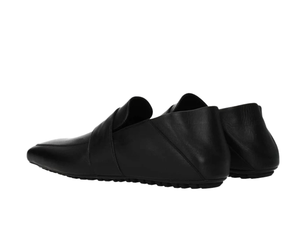 https://d2cva83hdk3bwc.cloudfront.net/636924-wa72l-1000-balenciaga-city-loafer-black-3.jpg