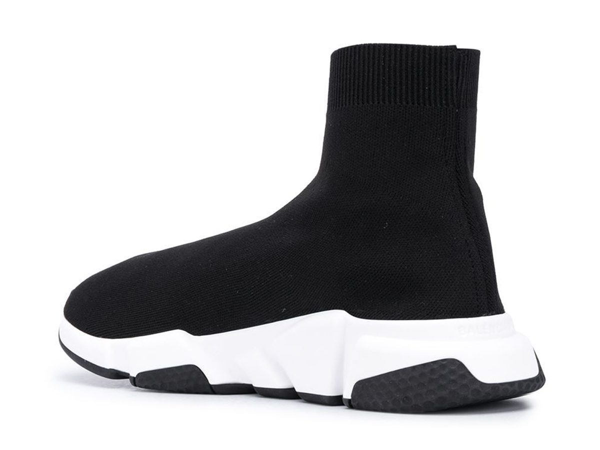 https://d2cva83hdk3bwc.cloudfront.net/645056W2DBQ_1015-balenciaga-speed-knitted-socks-3.jpg