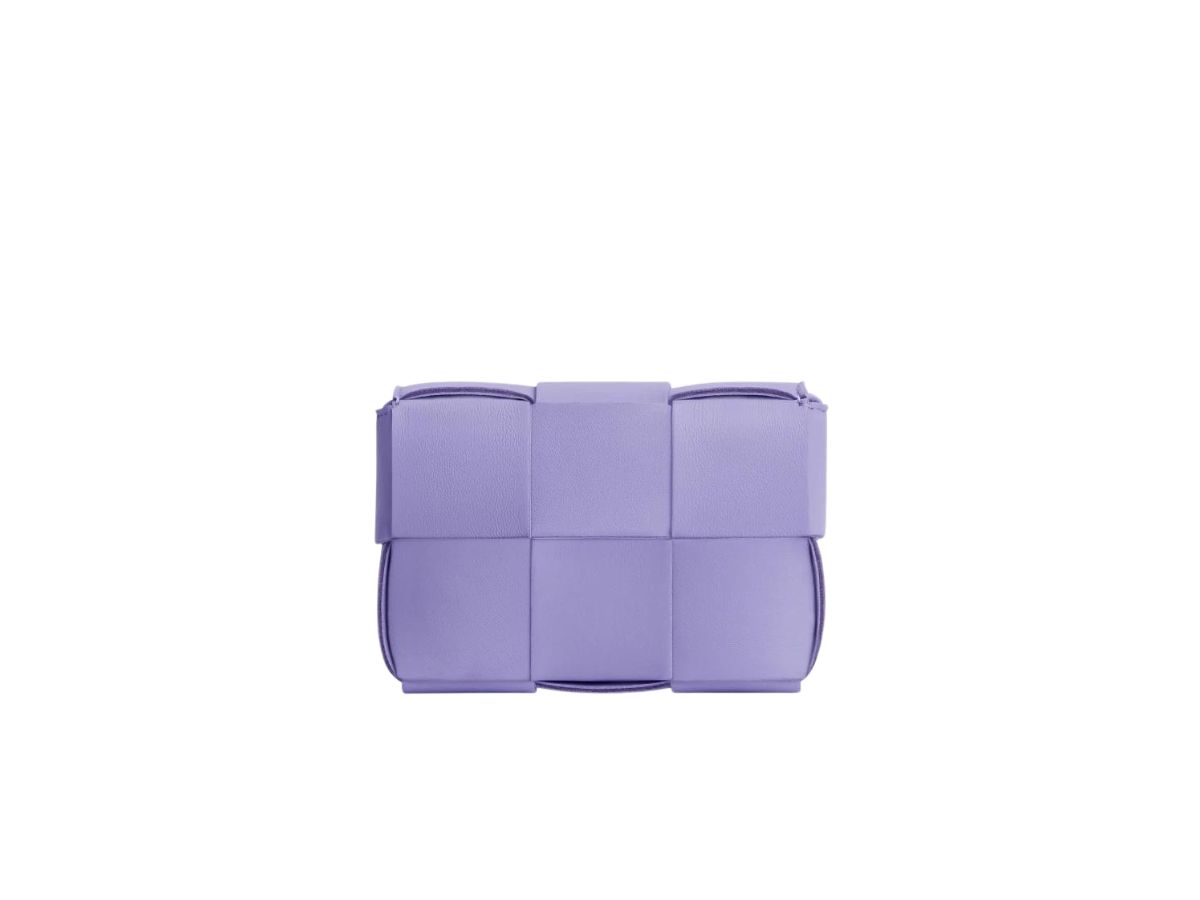 https://d2cva83hdk3bwc.cloudfront.net/666688vmay14214-bottega-veneta-candy-cassette-purple-3.jpg