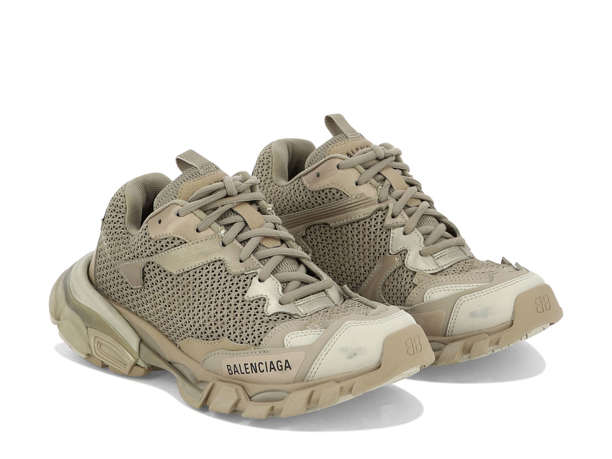 https://d2cva83hdk3bwc.cloudfront.net/700873W3RF39897-balenciaga-track3-sneakersbeig-2.jpg