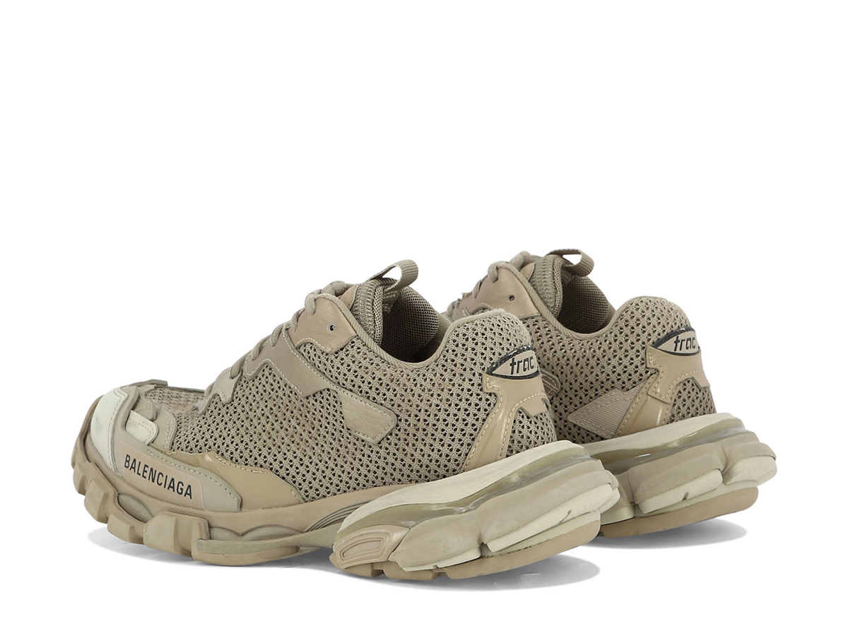https://d2cva83hdk3bwc.cloudfront.net/700873W3RF39897-balenciaga-track3-sneakersbeig-4.jpg