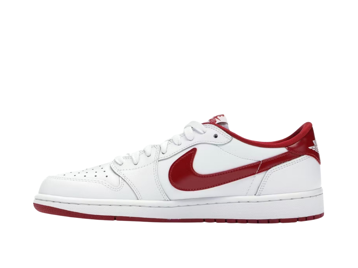 https://d2cva83hdk3bwc.cloudfront.net/705329-101-air-jordan-1-retro-low-og-varsity-red-2.jpg
