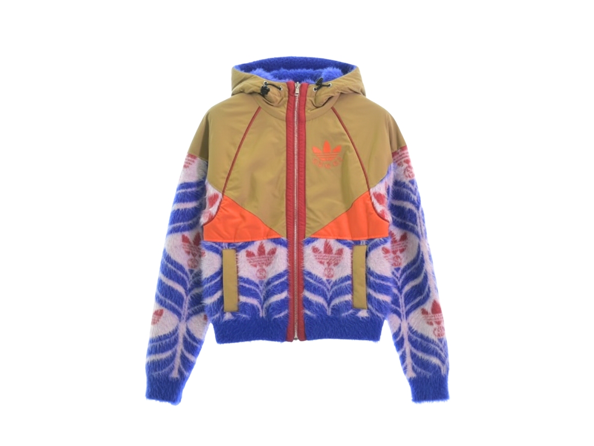 https://d2cva83hdk3bwc.cloudfront.net/717690-xkcq7-4711-gucci-x-adidas-fur-blouson-hood-multicolor-w-1.jpg