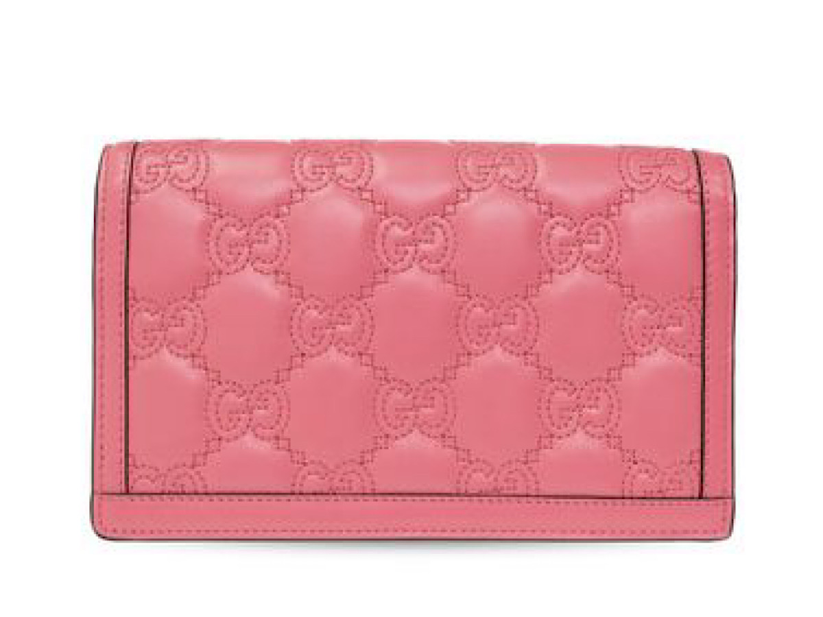 https://d2cva83hdk3bwc.cloudfront.net/723787UM8IG-gucci-gg-chain-pouchpink-100-c-2.jpg