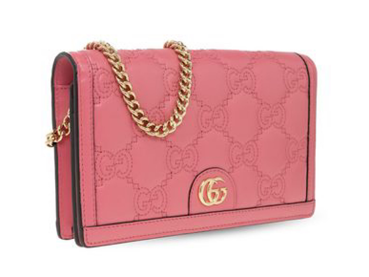 https://d2cva83hdk3bwc.cloudfront.net/723787UM8IG-gucci-gg-chain-pouchpink-100-c-3.jpg