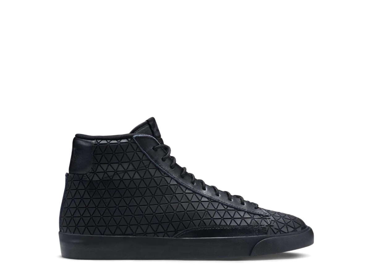 nike blazer metric black
