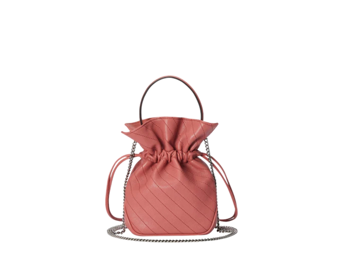 https://d2cva83hdk3bwc.cloudfront.net/760313-AACP7-6701-gucci-blondie-mini-bucket-bag-in-pink-4.jpg
