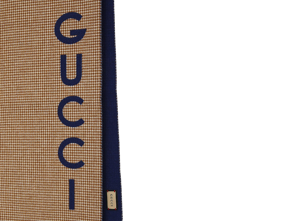 https://d2cva83hdk3bwc.cloudfront.net/7642684GAAA-gucci-gucci-cashmere-wool-scar-3.jpg