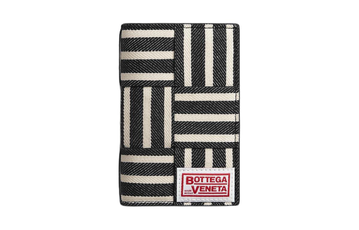 https://d2cva83hdk3bwc.cloudfront.net/792563V44E48753-bottega-veneta-cotton-card-holder-men-s-marine-blue-white-1.jpg