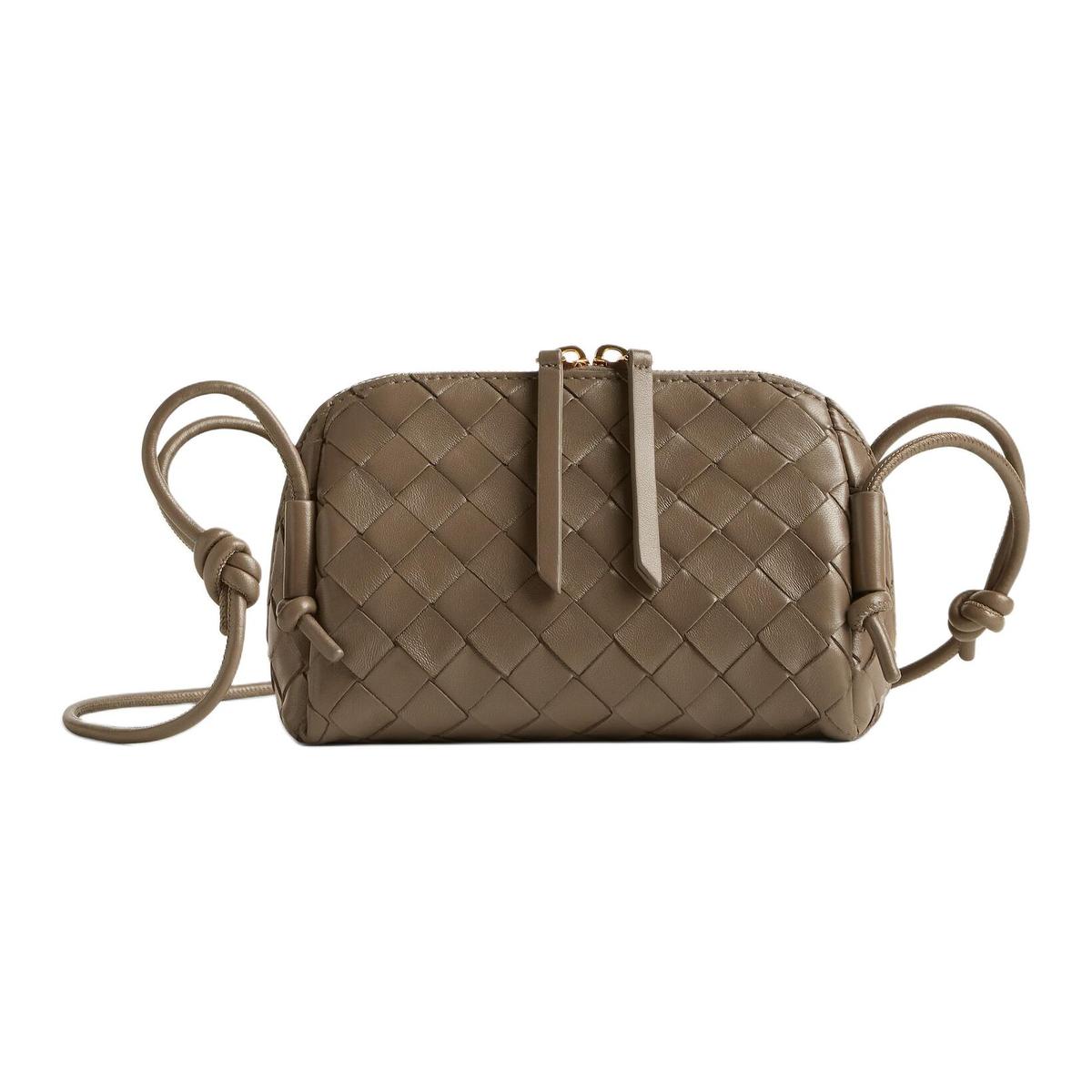 https://d2cva83hdk3bwc.cloudfront.net/794258VCPP12355-bottega-veneta-sheepskin-handheld-shoulder-bag-women-s-pinecone-brown-1.jpg