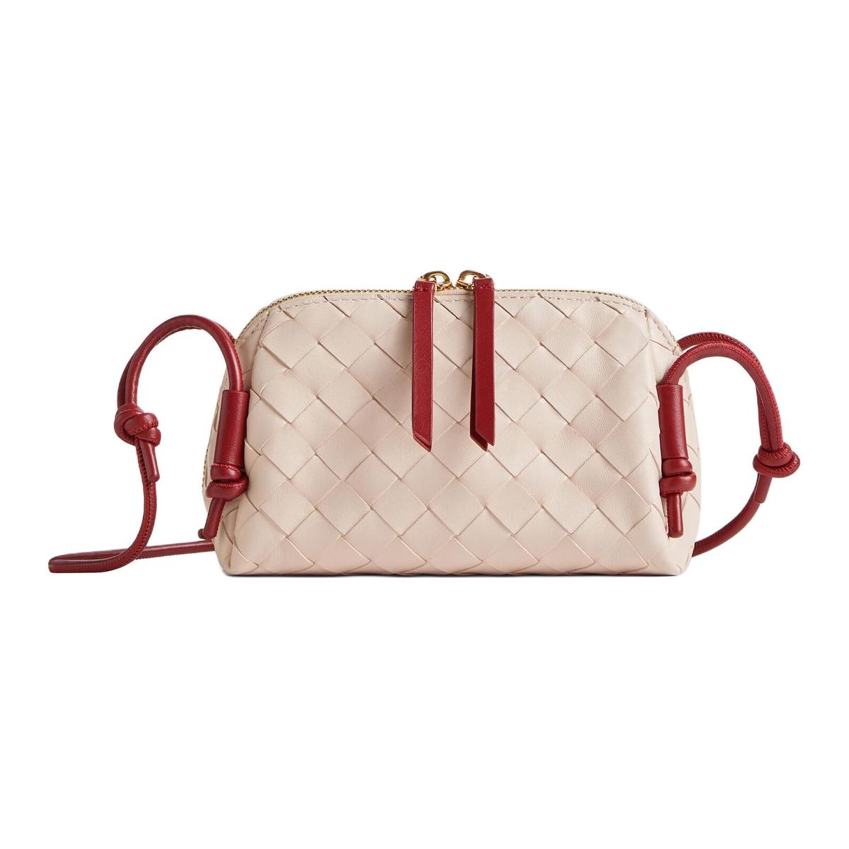 https://d2cva83hdk3bwc.cloudfront.net/794258VCPPU6812-bottega-veneta-sheepskin-handheld-shoulder-bag-women-s-carved-pink-sandalwood-wood-color-1.jpg