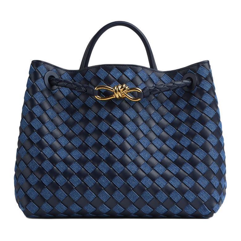 https://d2cva83hdk3bwc.cloudfront.net/796392V48V24153-bottega-veneta-calfskin-shoulder-bag-crossbody-bag-handbag-medium-size-women-s-indigo-1.jpg