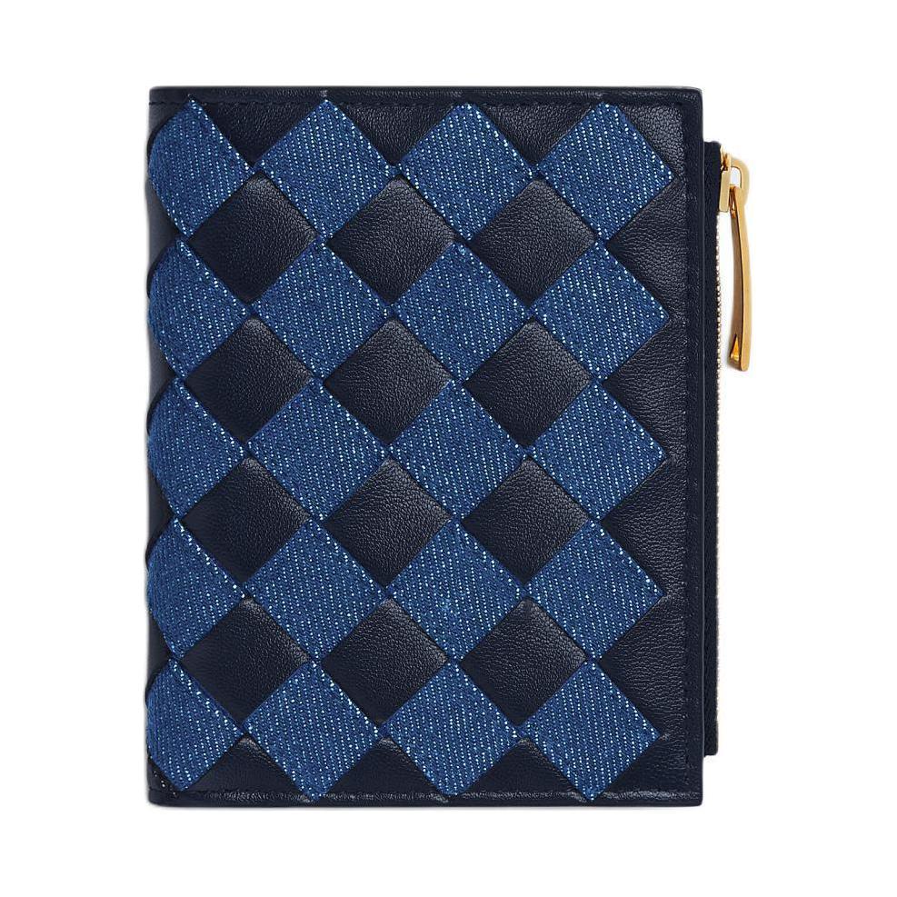 https://d2cva83hdk3bwc.cloudfront.net/797006V48V34164-bottega-veneta-intrecciato-small-bi-fold-wallet-1.jpg