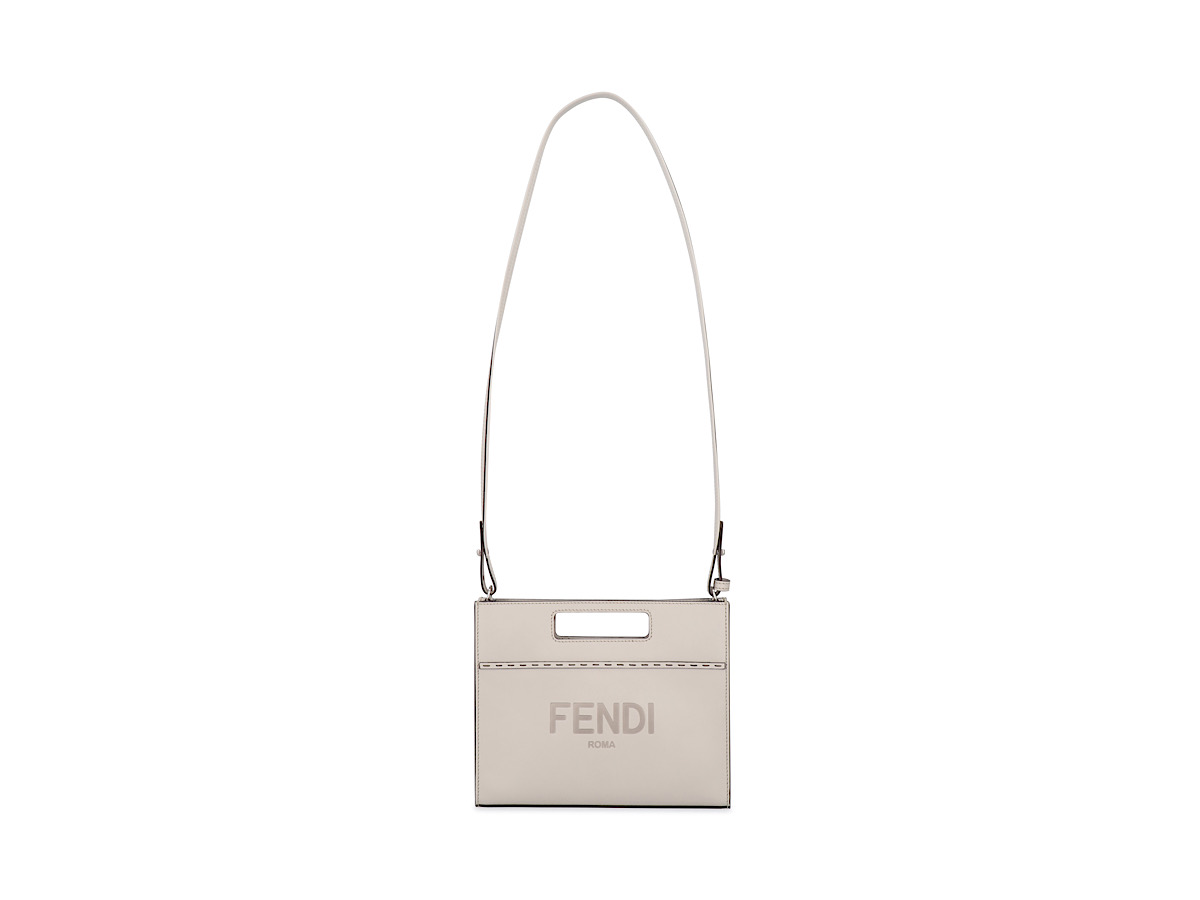 https://d2cva83hdk3bwc.cloudfront.net/7VA547AC9L_F1H33-fendi-leather-handbaggrey-calf-5.jpg