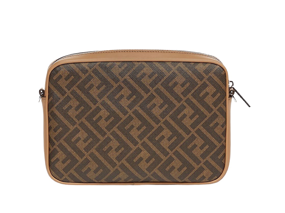 https://d2cva83hdk3bwc.cloudfront.net/7VA607ALKA-fendi-fendi-diagonal-duo-camer-3.jpg
