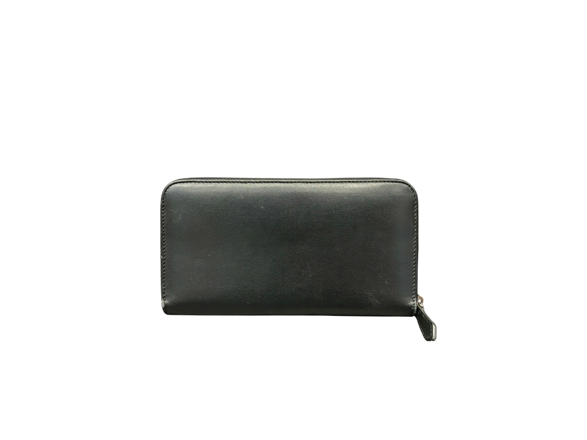 https://d2cva83hdk3bwc.cloudfront.net/7m0210-fendi-round-zip-long-wallet-black-2.jpg