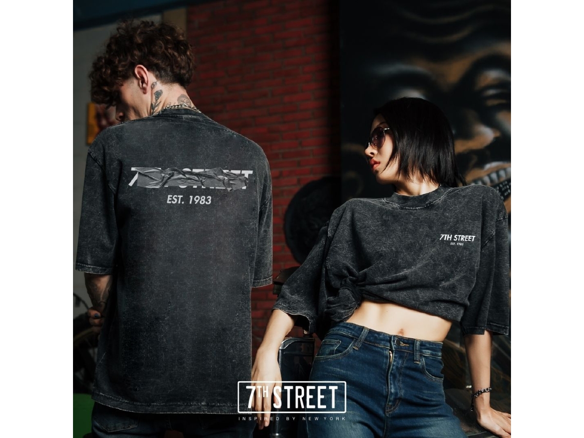 https://d2cva83hdk3bwc.cloudfront.net/7th-street-7th-street-silver-t-shirt-4.jpg