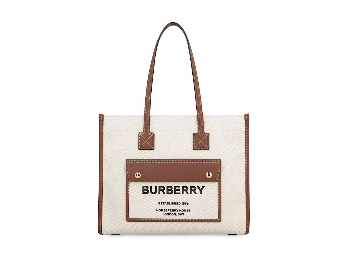 https://d2cva83hdk3bwc.cloudfront.net/8044138112818_A1395-burberry-freya-canvas-tote-bag-1.jpg