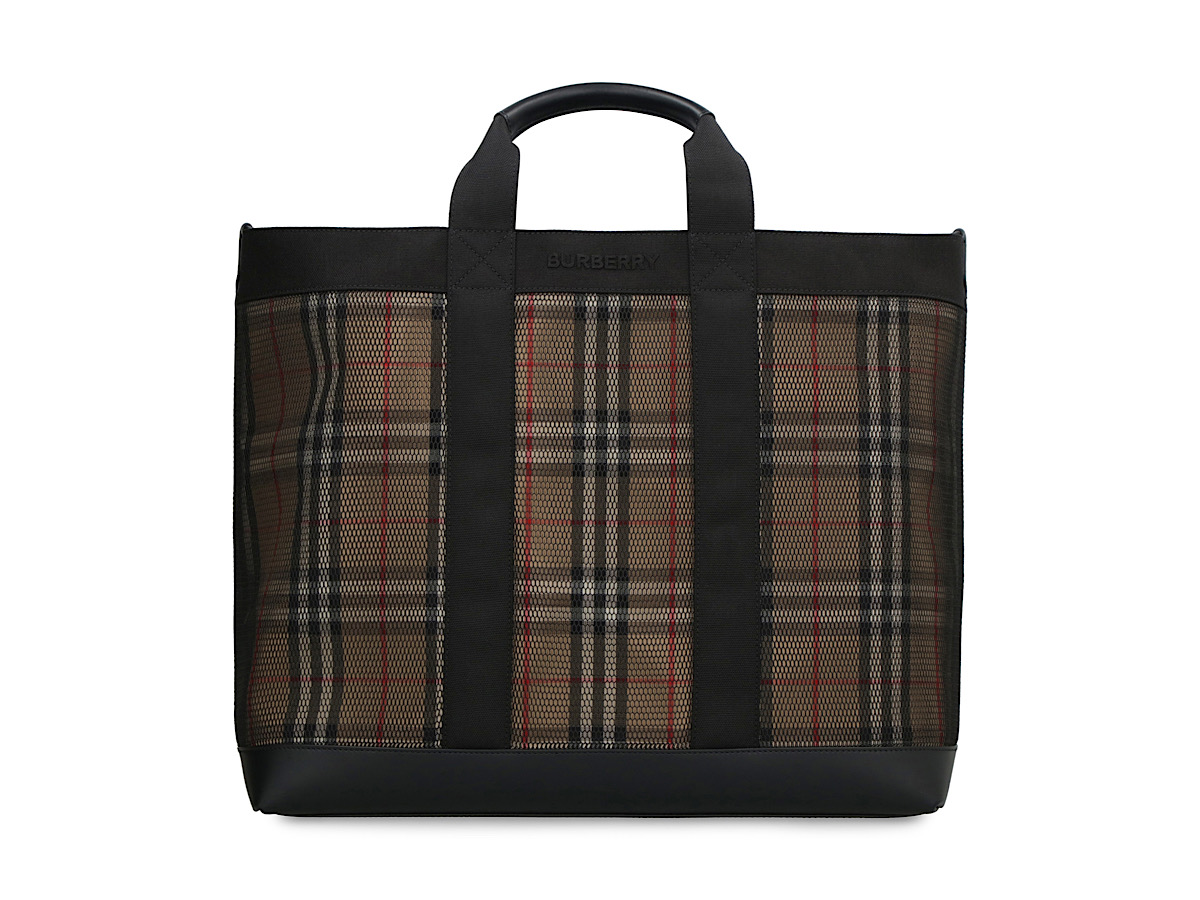 https://d2cva83hdk3bwc.cloudfront.net/8065820146382_A7026-burberry-vintage-check-print-t-4.jpg