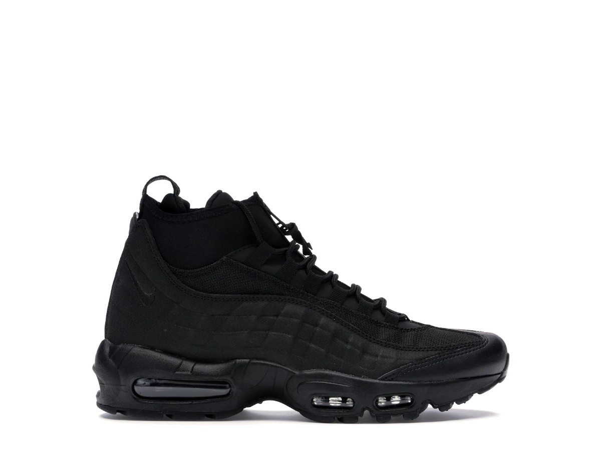 https://d2cva83hdk3bwc.cloudfront.net/806809-002-nike-air-max-95-sneakerboot-triple-black-1.jpg