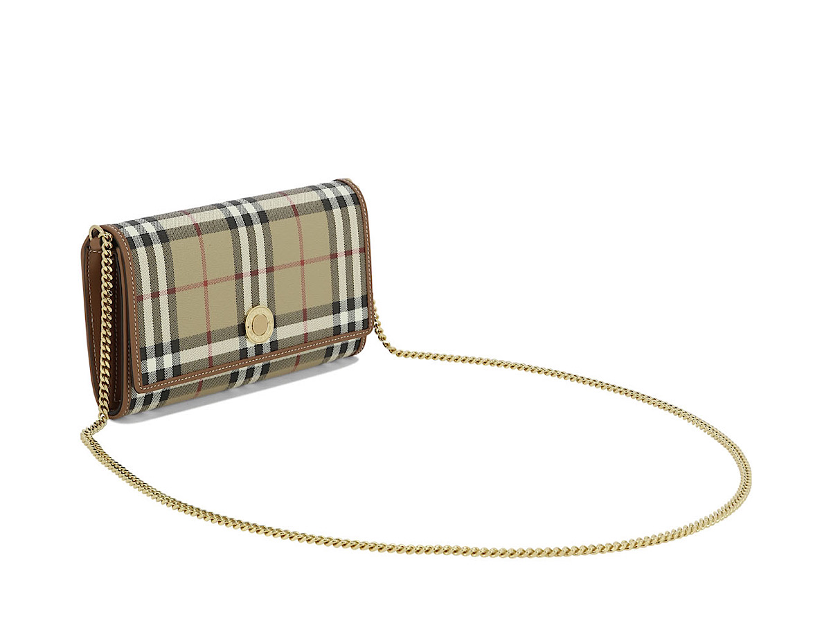 https://d2cva83hdk3bwc.cloudfront.net/8070413-burberry-hannah-wallet-with-ch-2.jpg