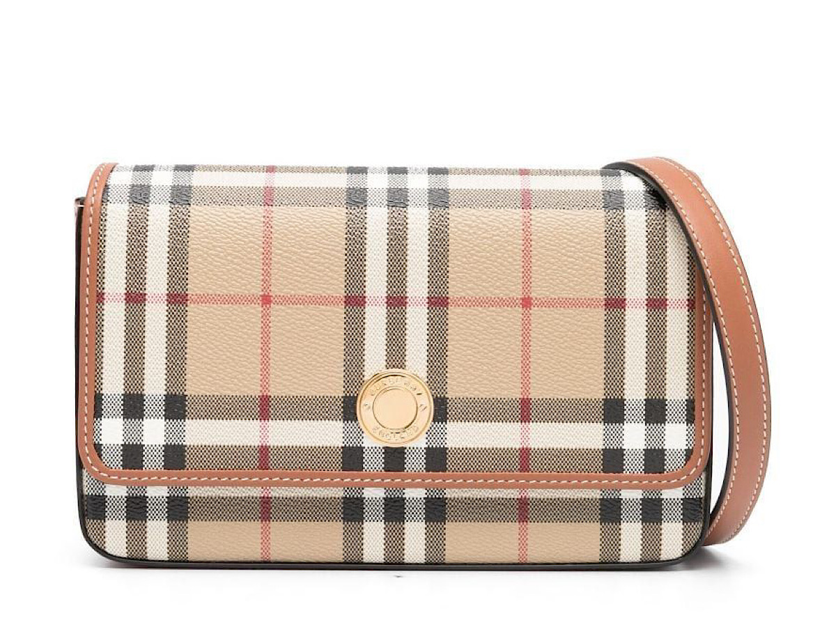 https://d2cva83hdk3bwc.cloudfront.net/8070421-burberry-hampshire-vintage-che-1.jpg