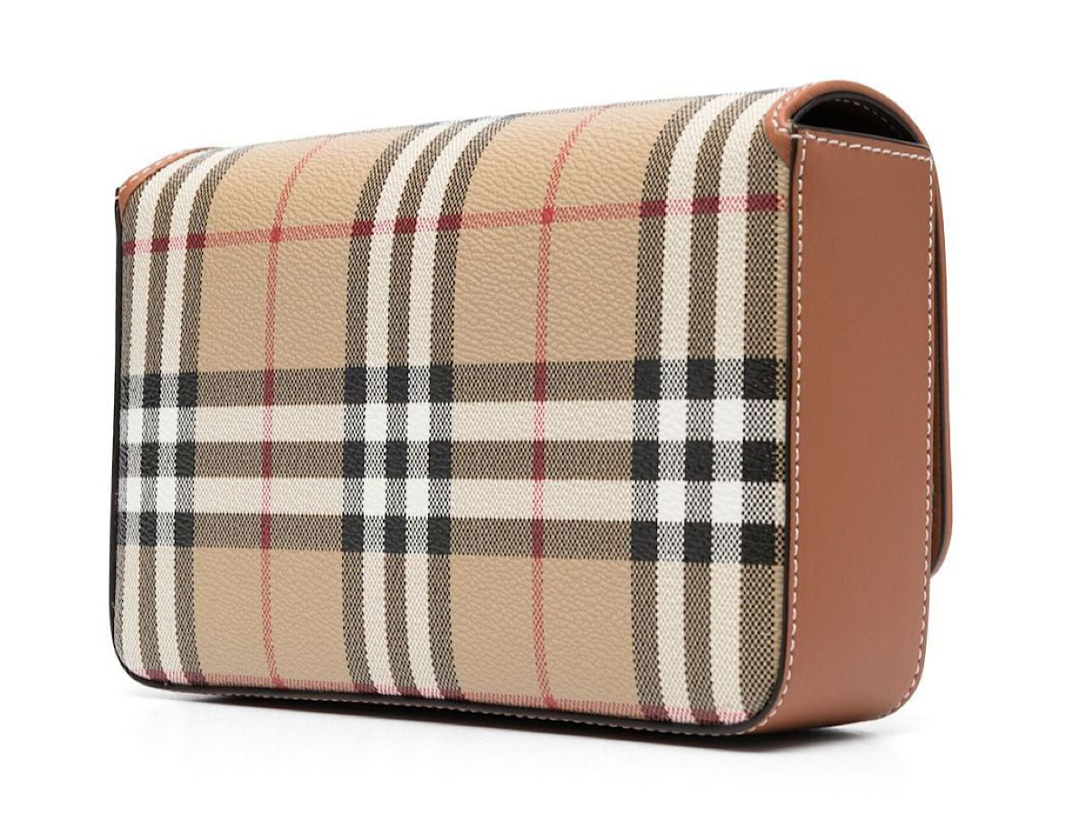 https://d2cva83hdk3bwc.cloudfront.net/8070421-burberry-hampshire-vintage-che-3.jpg