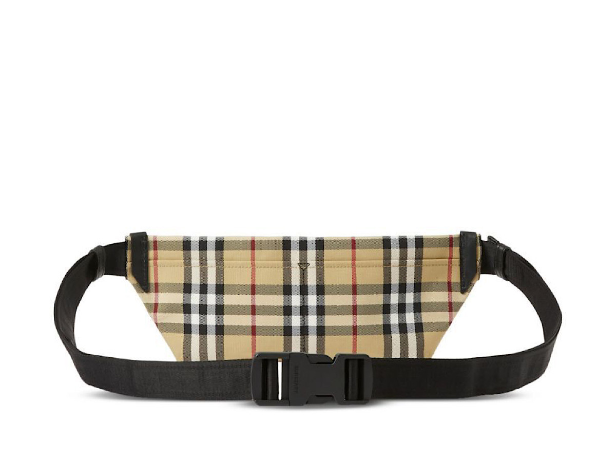 https://d2cva83hdk3bwc.cloudfront.net/8070660144226_A7026-burberry-stevie-vintage-check--3.jpg
