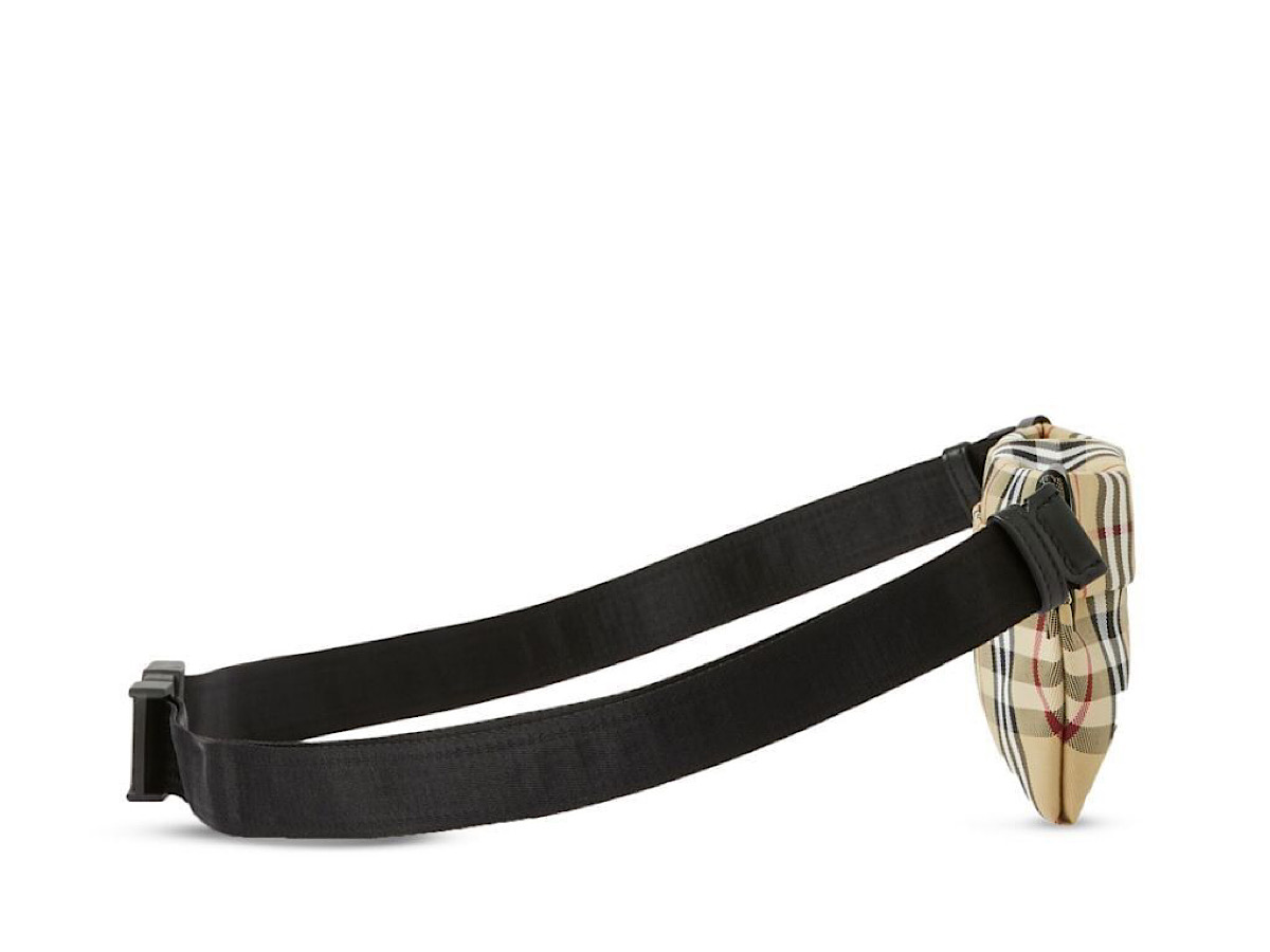 https://d2cva83hdk3bwc.cloudfront.net/8070660144226_A7026-burberry-stevie-vintage-check--5.jpg