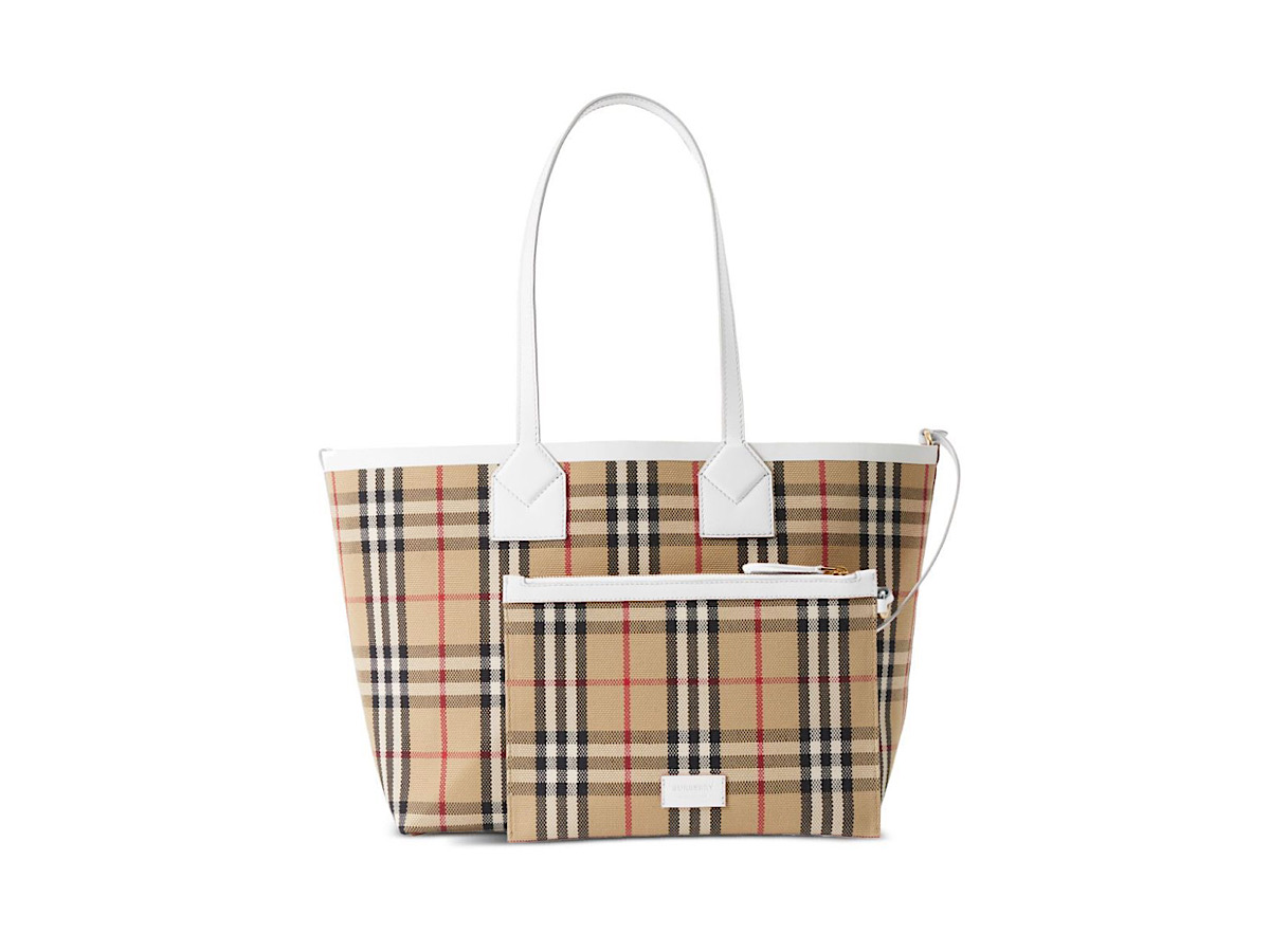 https://d2cva83hdk3bwc.cloudfront.net/8072331-burberry-vintage-check-pattern-5.jpg