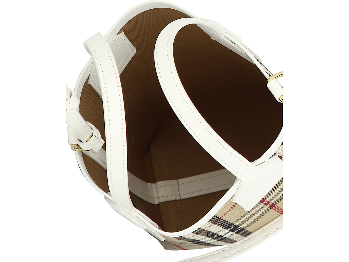 https://d2cva83hdk3bwc.cloudfront.net/8072348-burberry-mini-london-crossbody-5.jpg