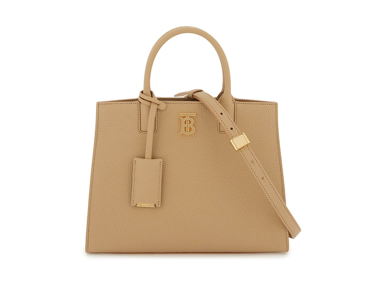 https://d2cva83hdk3bwc.cloudfront.net/8072516-burberry-burberry-frances-hand-1.jpg