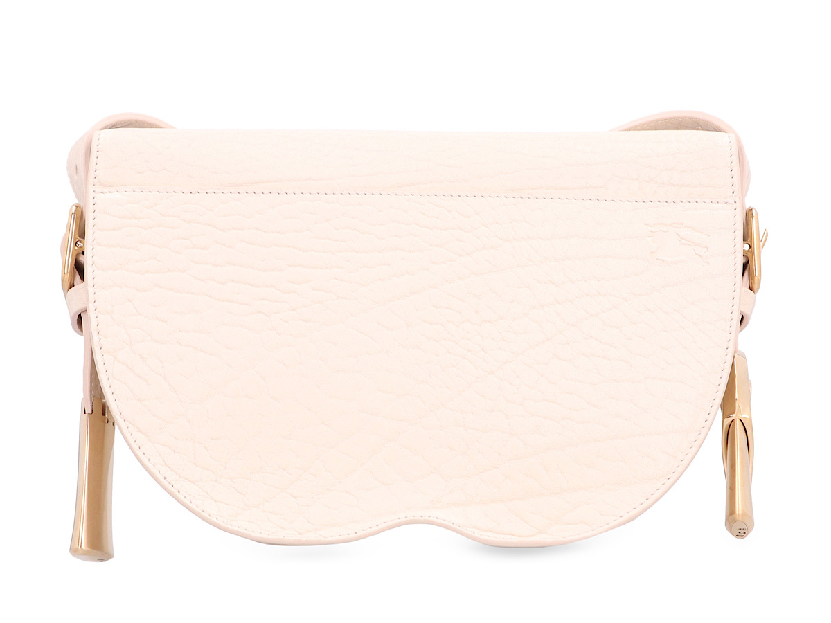 https://d2cva83hdk3bwc.cloudfront.net/8075847150162_A4477-burberry-leather-crossbody-bag-4.jpg