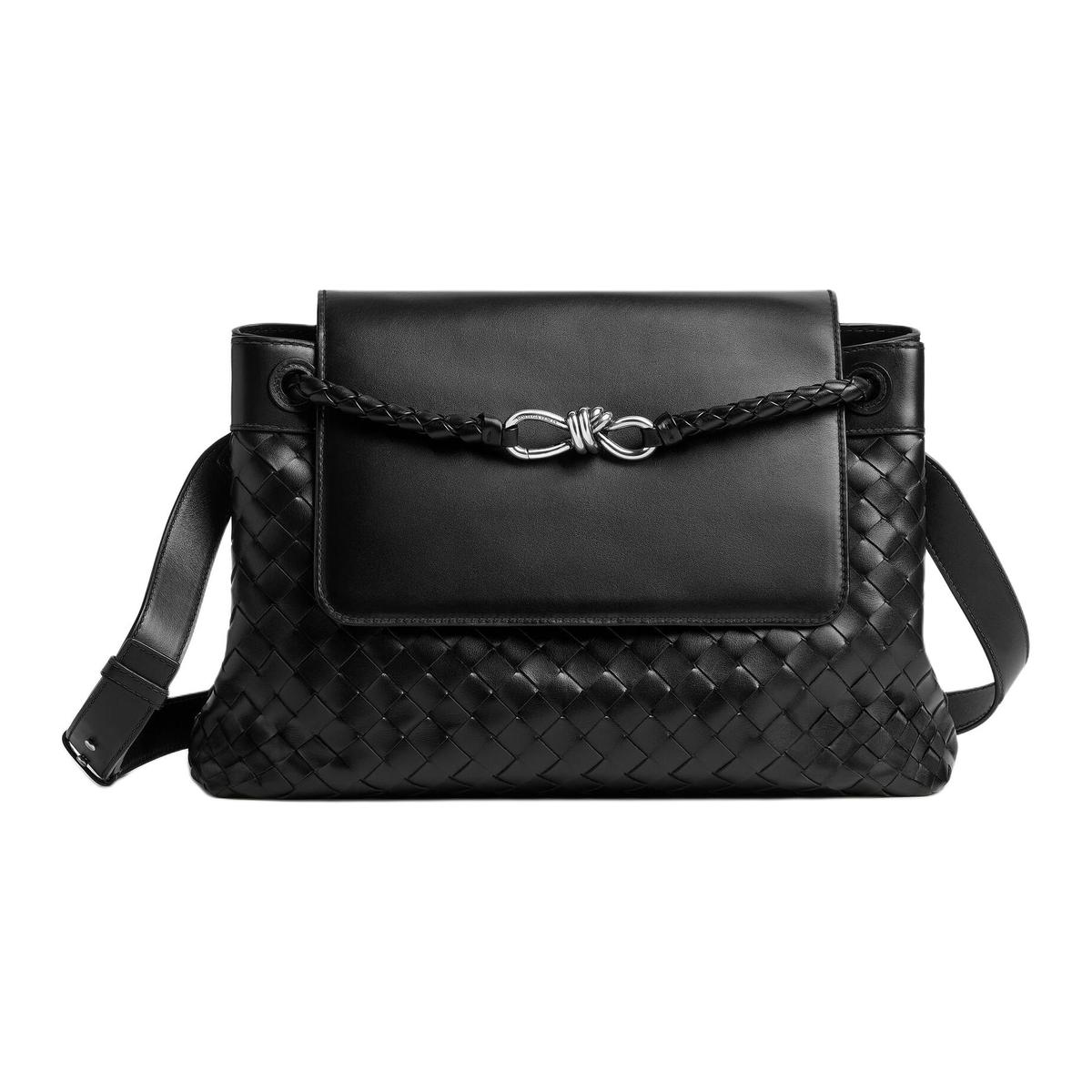 https://d2cva83hdk3bwc.cloudfront.net/807715V2HLD1208-bottega-veneta-andiamo-series-cow-leather-one-shoulder-handbag-medium-size-men-s-black-1.jpg