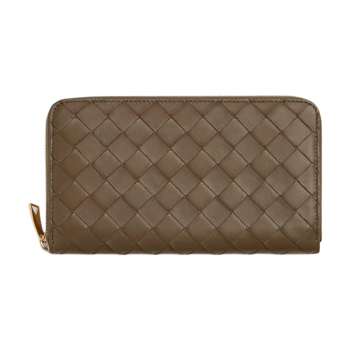 https://d2cva83hdk3bwc.cloudfront.net/814674VCPP22355-bottega-veneta-intrecciato-zipped-wallet-1.jpg