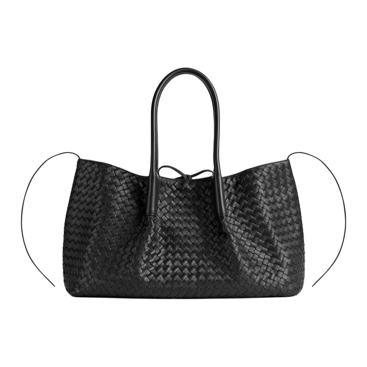 https://d2cva83hdk3bwc.cloudfront.net/817166V5AG11206-bottega-veneta-intrecciato-cow-leather-tote-bag-shopping-bag-handbag-women-s-black-chocolate-brown-1.jpg