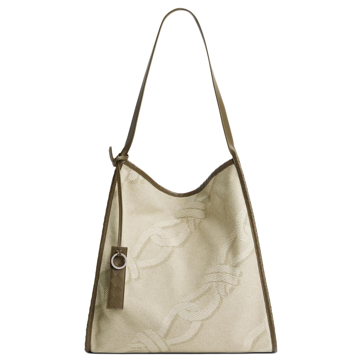 https://d2cva83hdk3bwc.cloudfront.net/819040V3B922903-bottega-veneta-cotton-tote-bag-shopping-bag-shoulder-bags-large-size-men-s-lime-gray-1.jpg