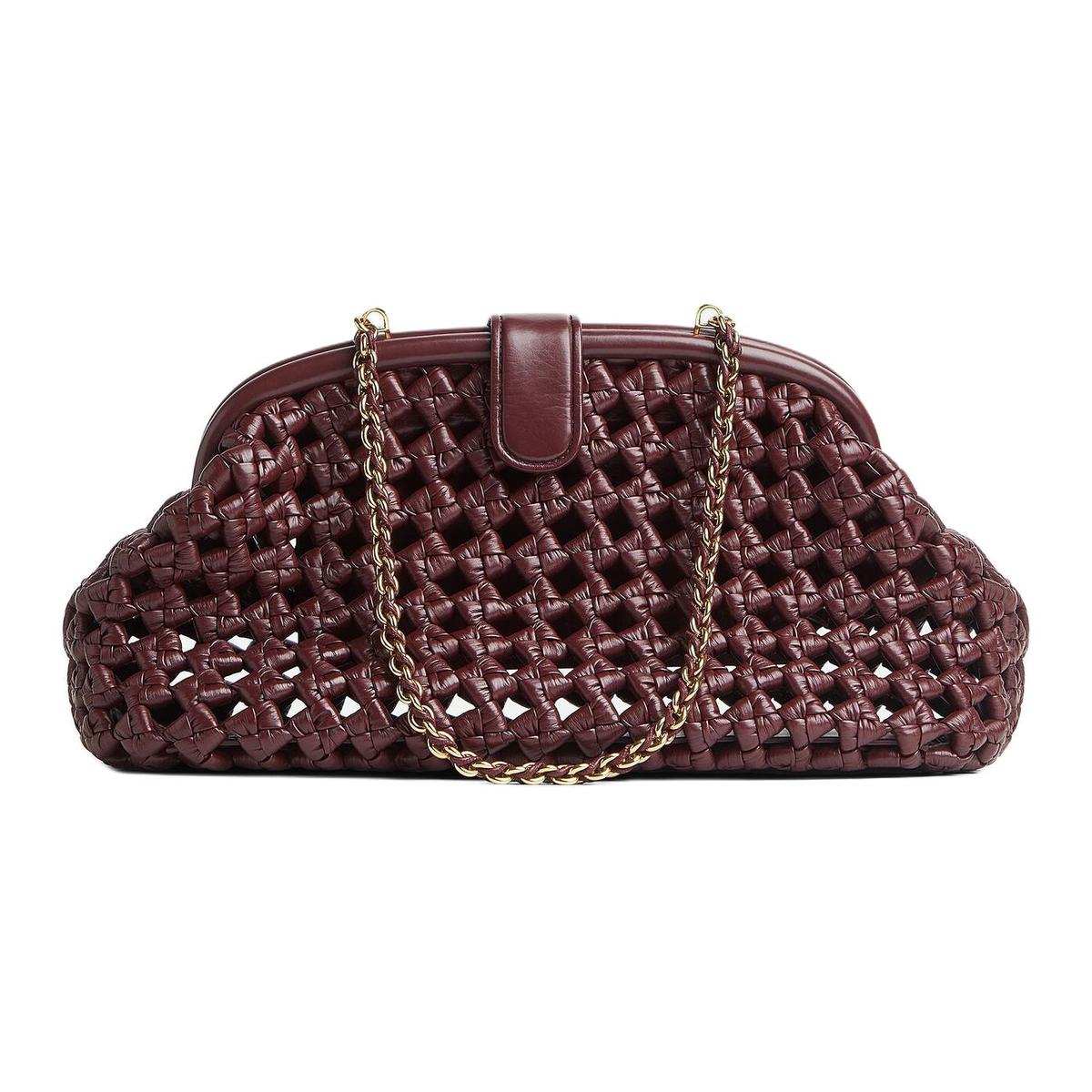 https://d2cva83hdk3bwc.cloudfront.net/826178V5N302129-bottega-veneta-lauren-1980-calfskin-shoulder-bag-large-size-women-s-burgundy-1.jpg
