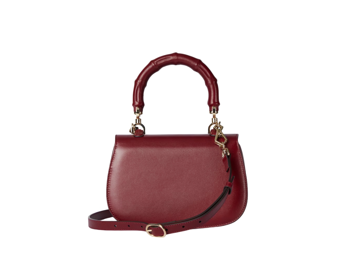 https://d2cva83hdk3bwc.cloudfront.net/827815-AAEDB-6207-gucci-bamboo-diva-small-top-handle-bag-spring-summer-2025-green-2.jpg